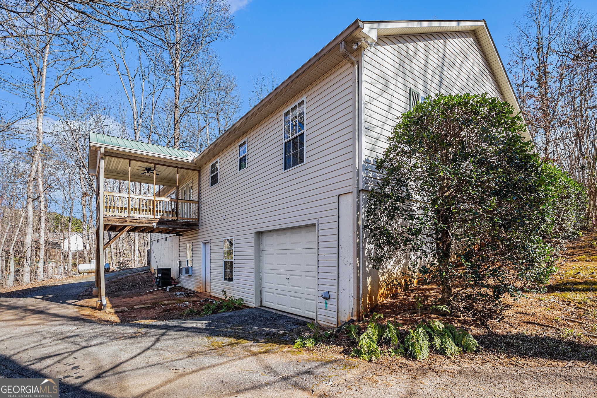 Mount Airy, Georgia 30563, United States, 3 Bedrooms Bedrooms, ,3 BathroomsBathrooms,Residential,Active,78174