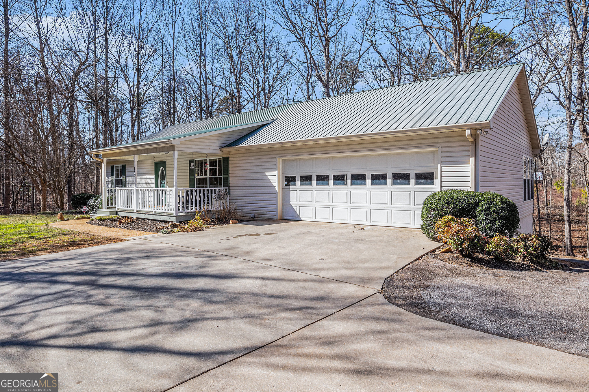 Mount Airy, Georgia 30563, United States, 3 Bedrooms Bedrooms, ,3 BathroomsBathrooms,Residential,Active,78174