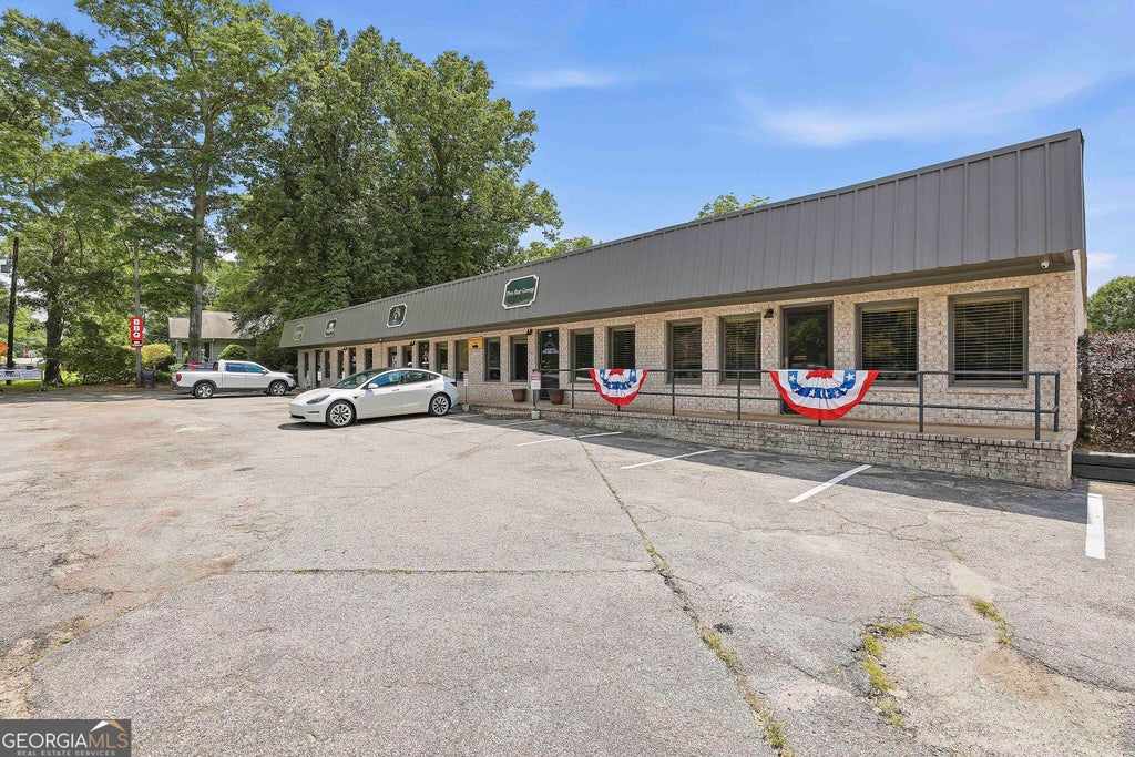 Photo of 2997 Highway 29 S, Moreland, GA 30259 (MLS # 10881615)