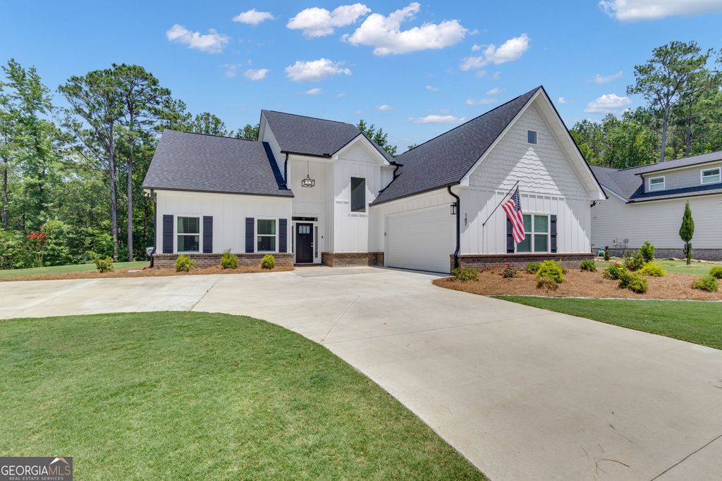 Photo of 147 Wolf Creek Cove, Lagrange, GA 30240 (MLS # 10691376)