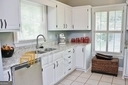 2576 Old Holton RD