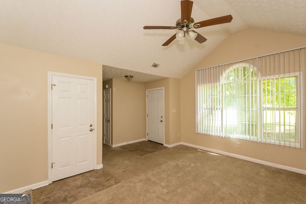 Photo of 40 Richmond Place #LOT 95, Newnan, GA 30265 (MLS # 10684222)