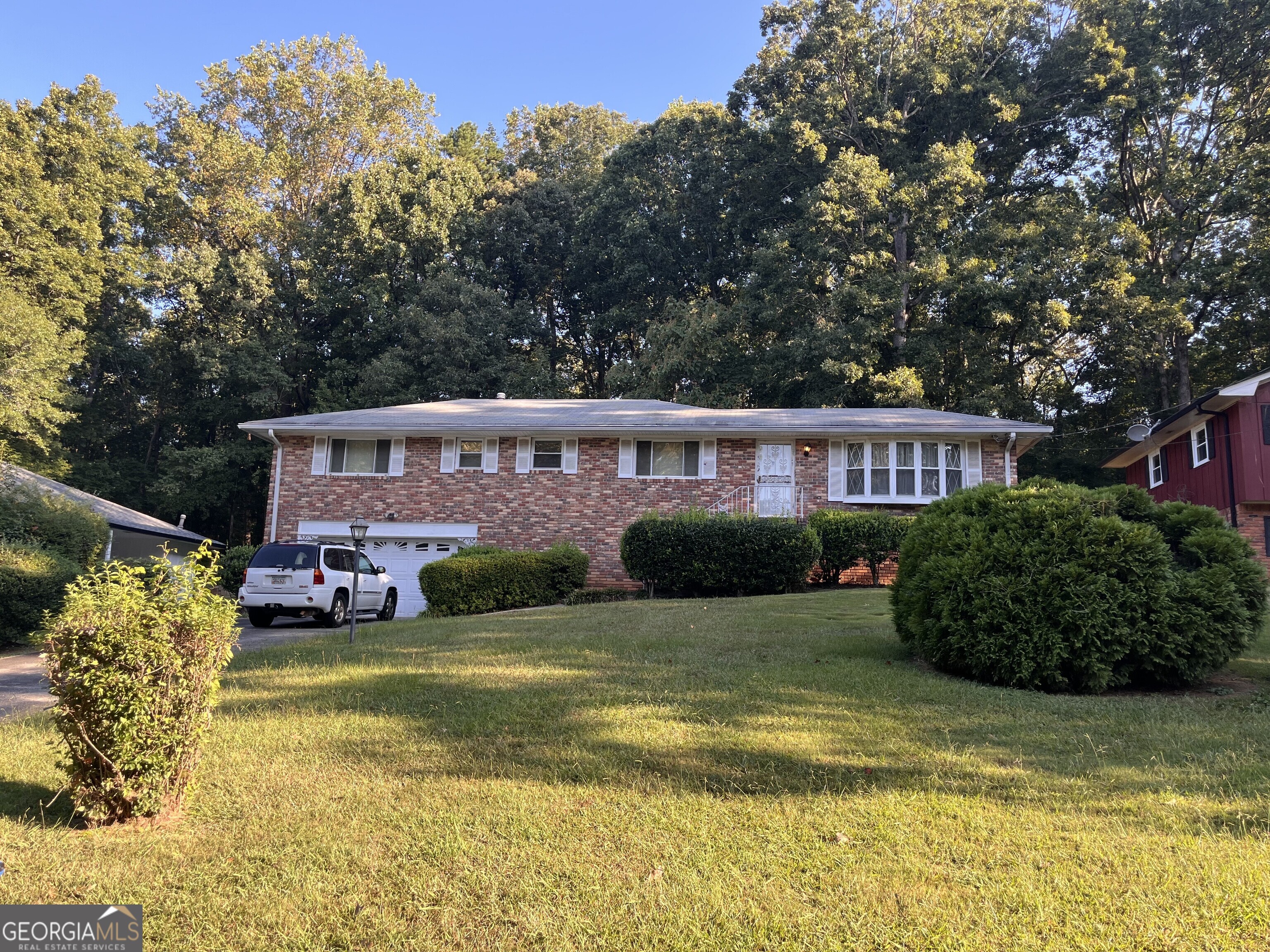 Charming ranch with big potential. "An ideal blend of location, Layout and opportunity with 3 bdrms/2ba and well-proportioned living space set on a generous lot. This FIXER UPPER is ready for your personal touches. If you are looking for an investment with upside, this is one to see. Located in the city if South Fulton, you are only minutes from major highways, Hartsfield-Jackson Airport, retail/shopping and local amenities.