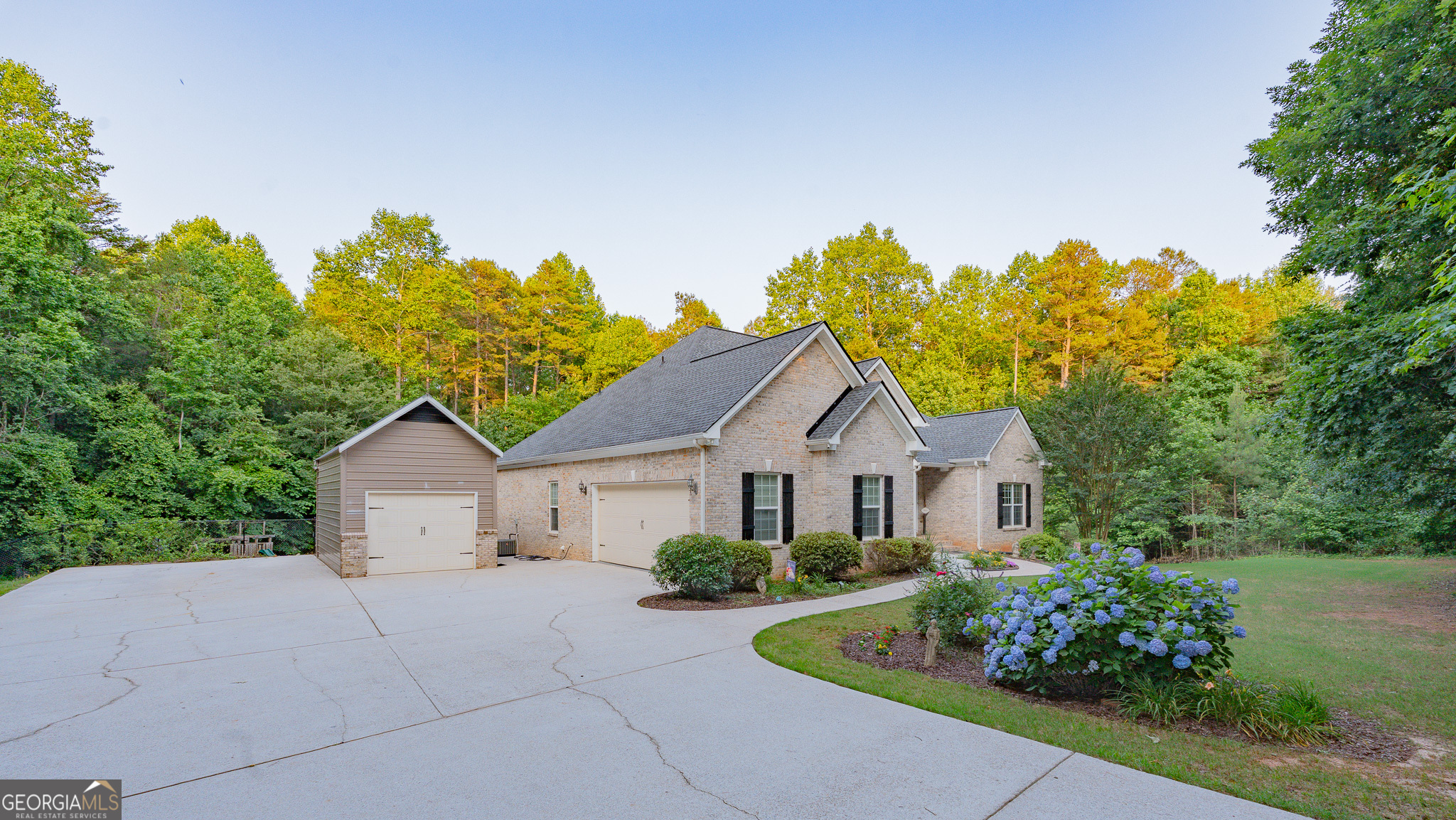 219 Periwinkle WAY