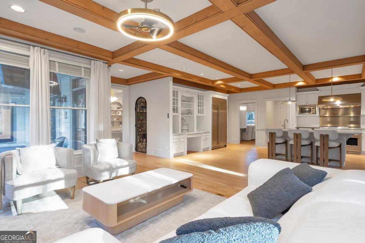 White Columns - Residential