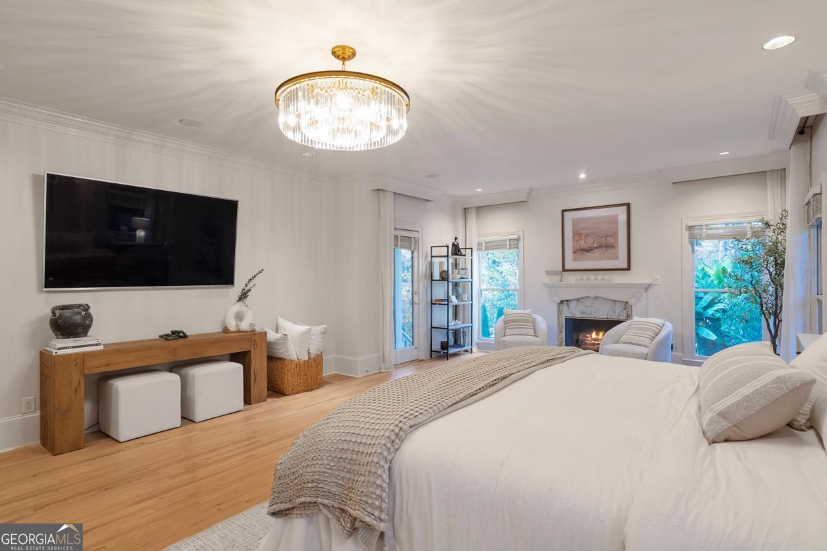 White Columns - Residential