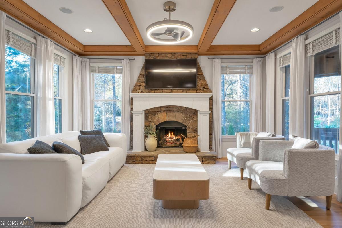 White Columns - Residential