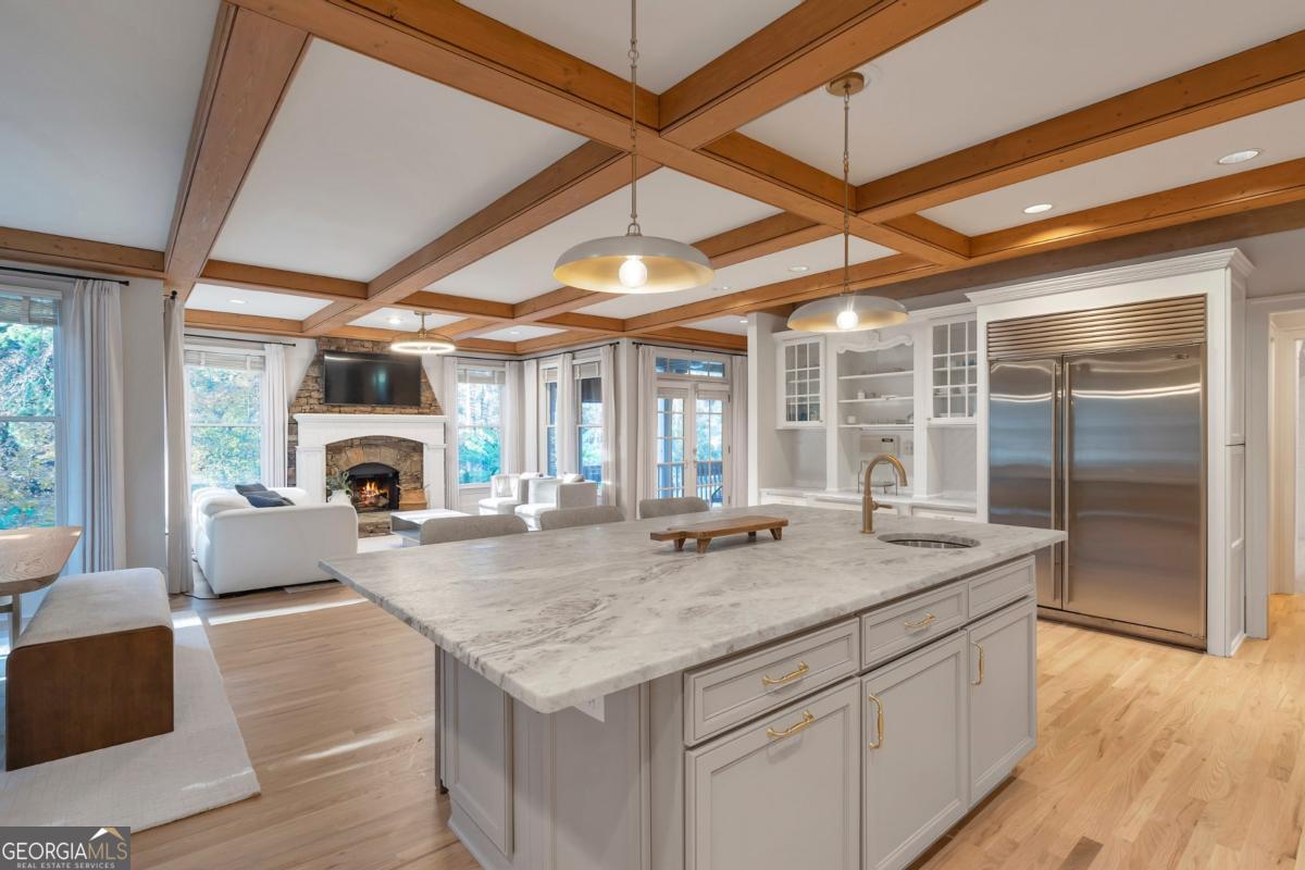 White Columns - Residential