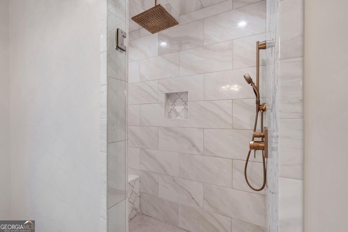 White Columns - Residential