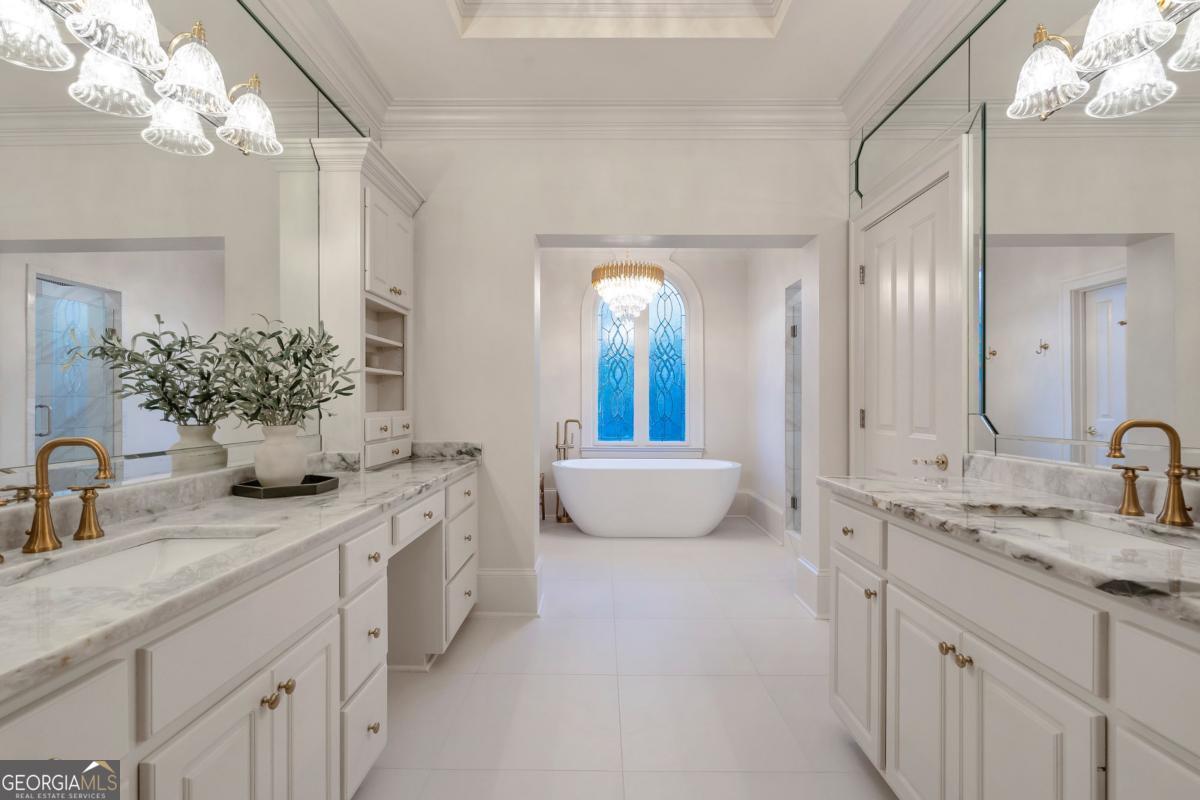 White Columns - Residential