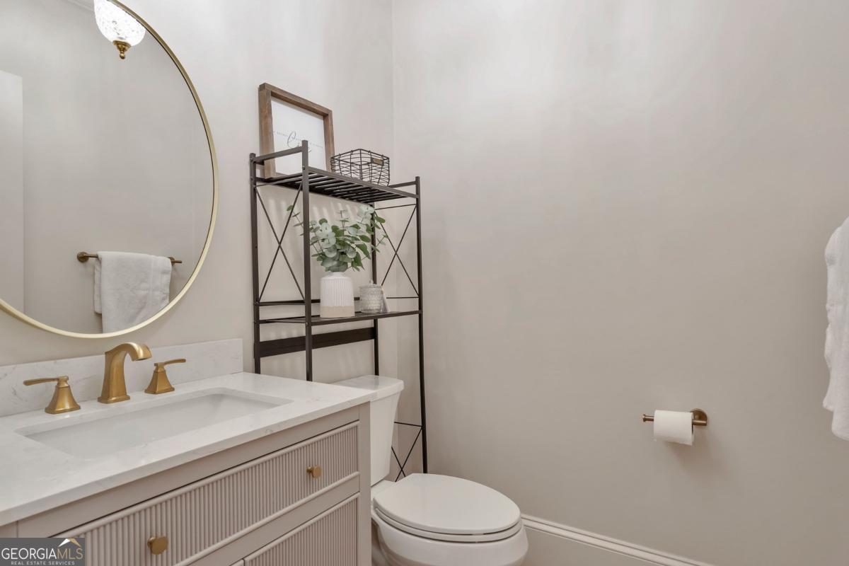 White Columns - Residential