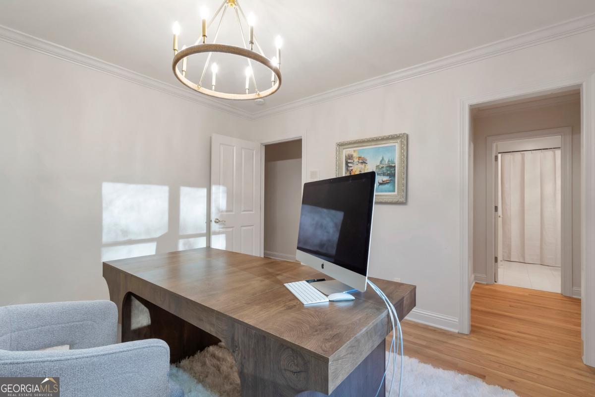 White Columns - Residential