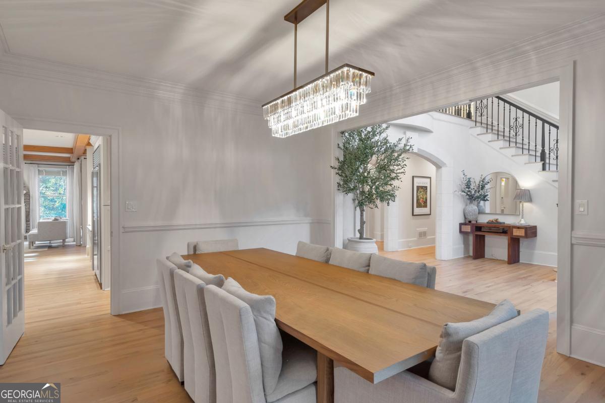 White Columns - Residential