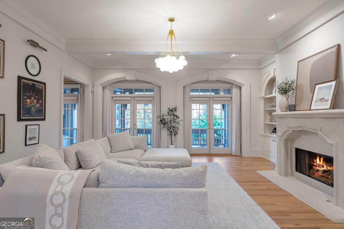 White Columns - Residential