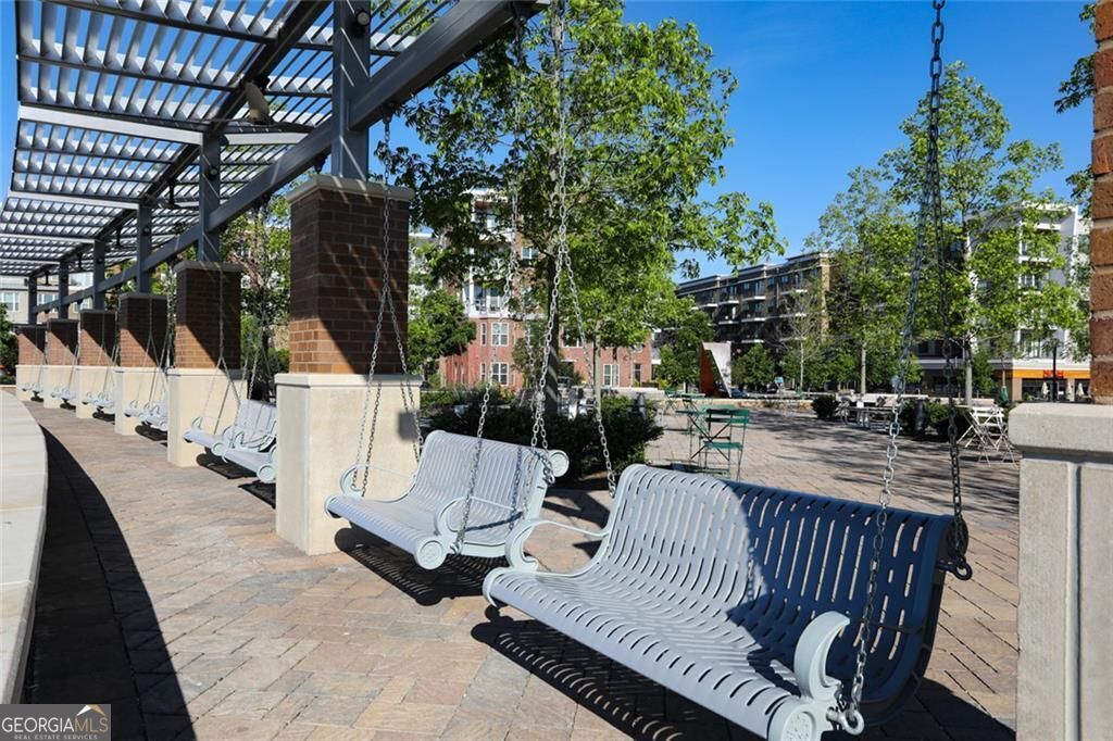 Sandy Springs, Georgia 30328, United States, 3 Bedrooms Bedrooms, ,4 BathroomsBathrooms,Residential,Active,204729