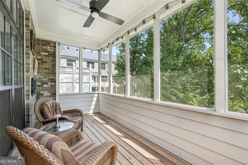 Sandy Springs, Georgia 30328, United States, 3 Bedrooms Bedrooms, ,4 BathroomsBathrooms,Residential,Active,204729