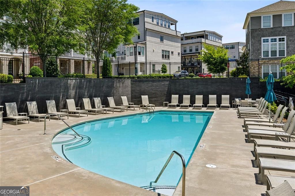 Sandy Springs, Georgia 30328, United States, 3 Bedrooms Bedrooms, ,4 BathroomsBathrooms,Residential,Active,204729