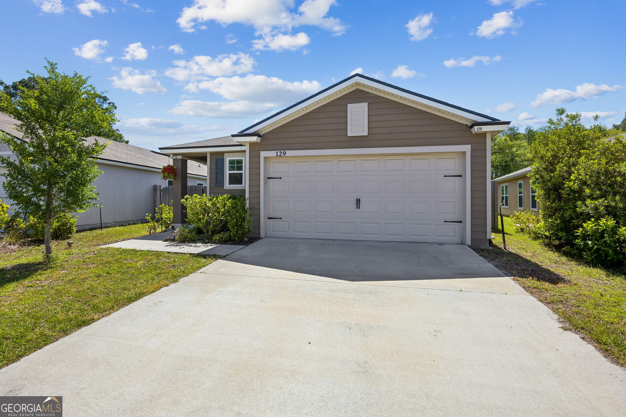 129 Teakwood DR
