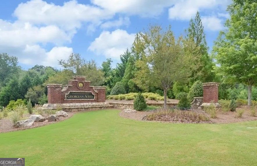 4744 Shady Lake CIR