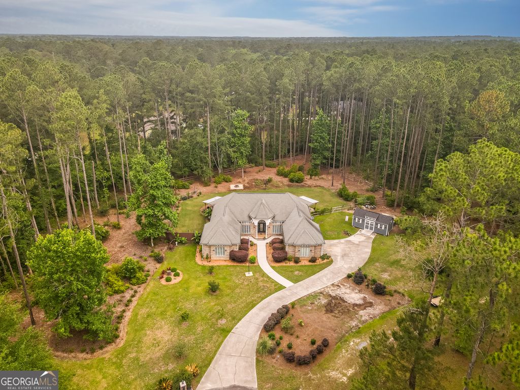 Photo of 1628 Stanford Drive, Statesboro, GA 30461 (MLS # 10774949)