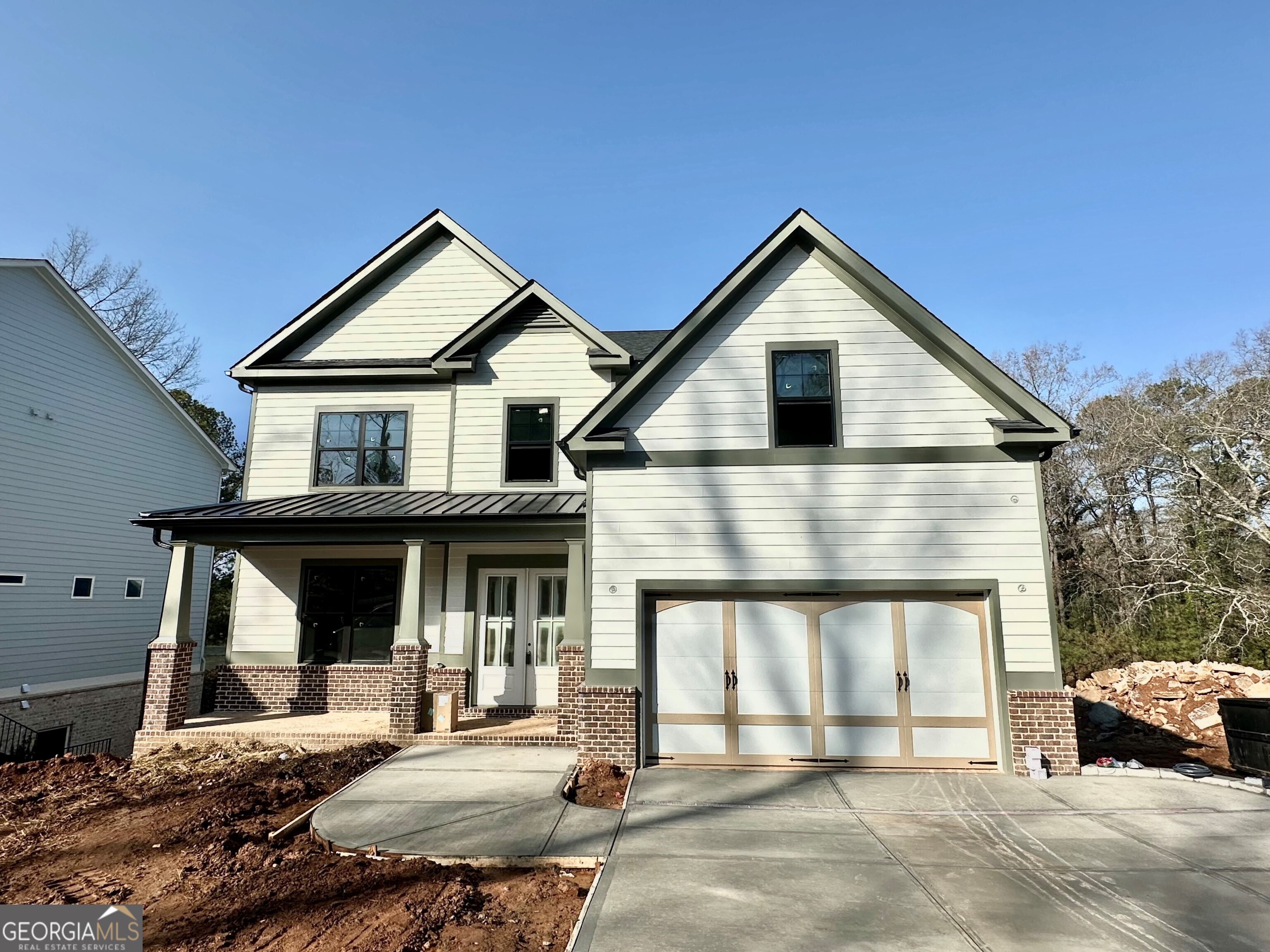 ADDISON HEIGHTS - Residential