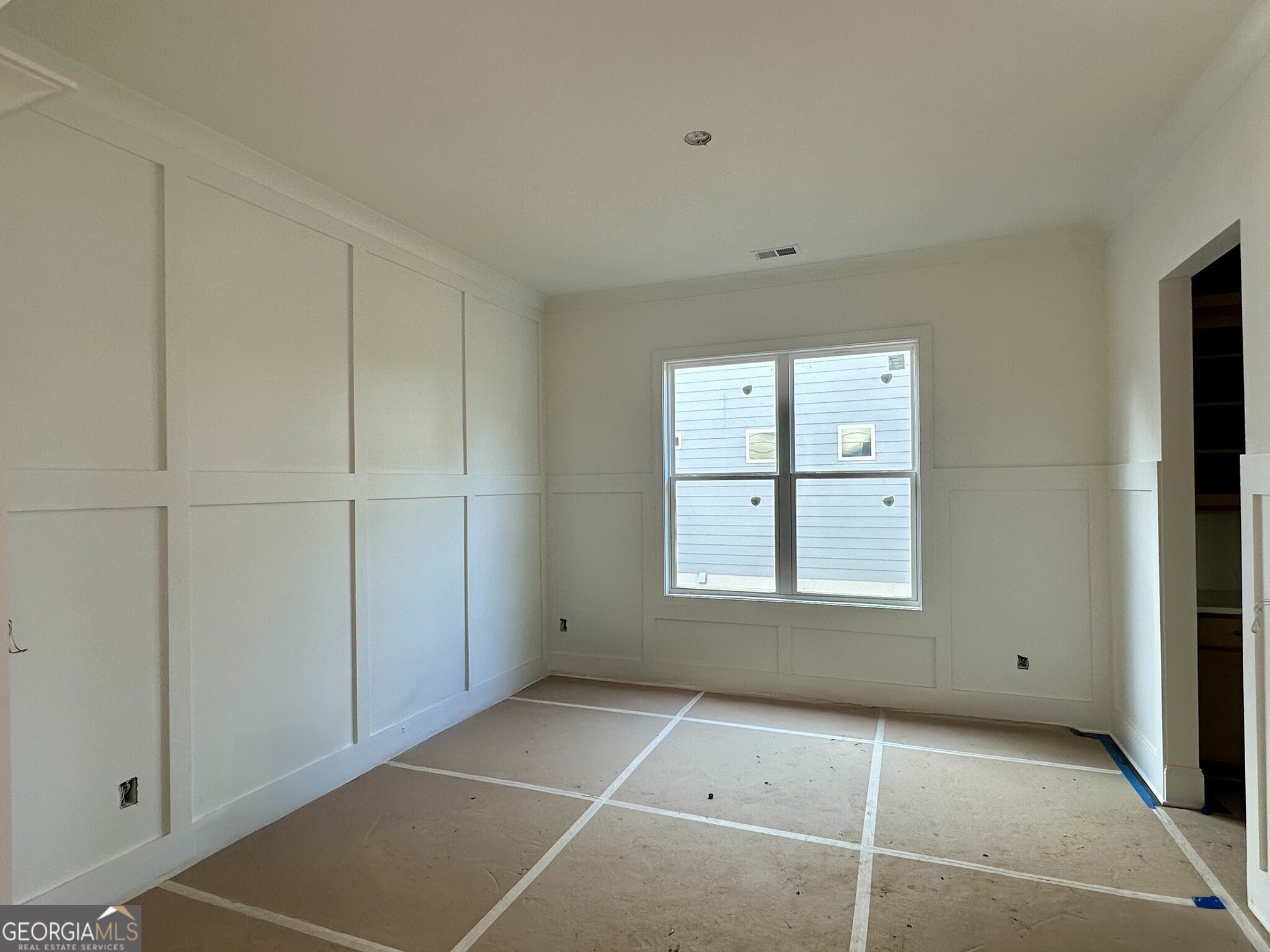 ADDISON HEIGHTS - Residential