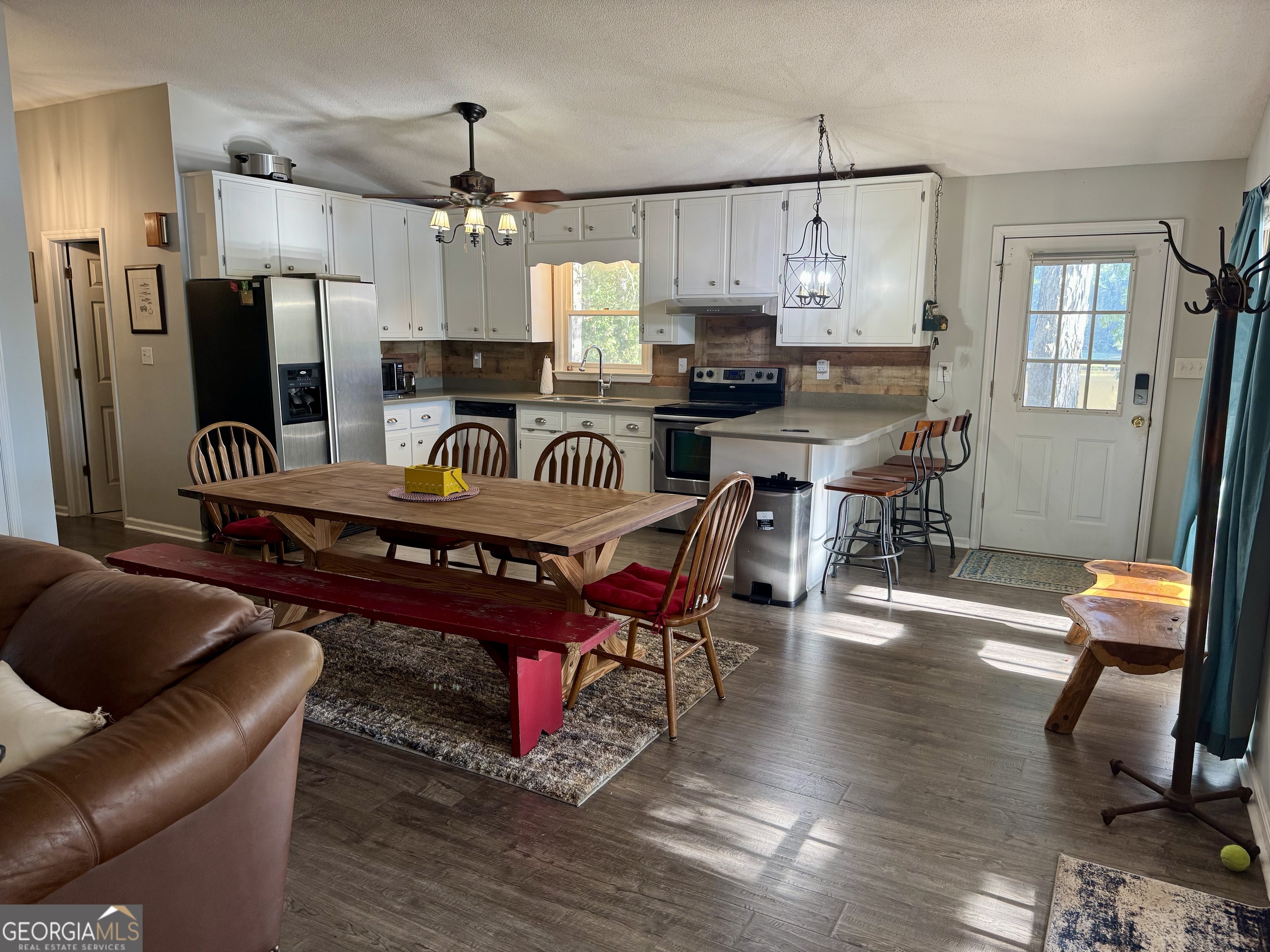 156 Anchor Pointe DR