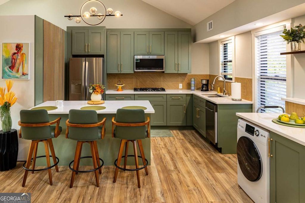 Photo of 1668 N Druid Hills Road NE, Atlanta, GA 30319 (MLS # 10697038)