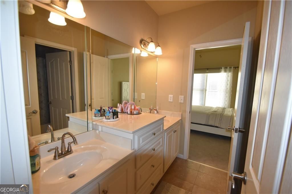 Buford, Georgia 30519, United States, 5 Bedrooms Bedrooms, ,4 BathroomsBathrooms,Residential,Active,178560