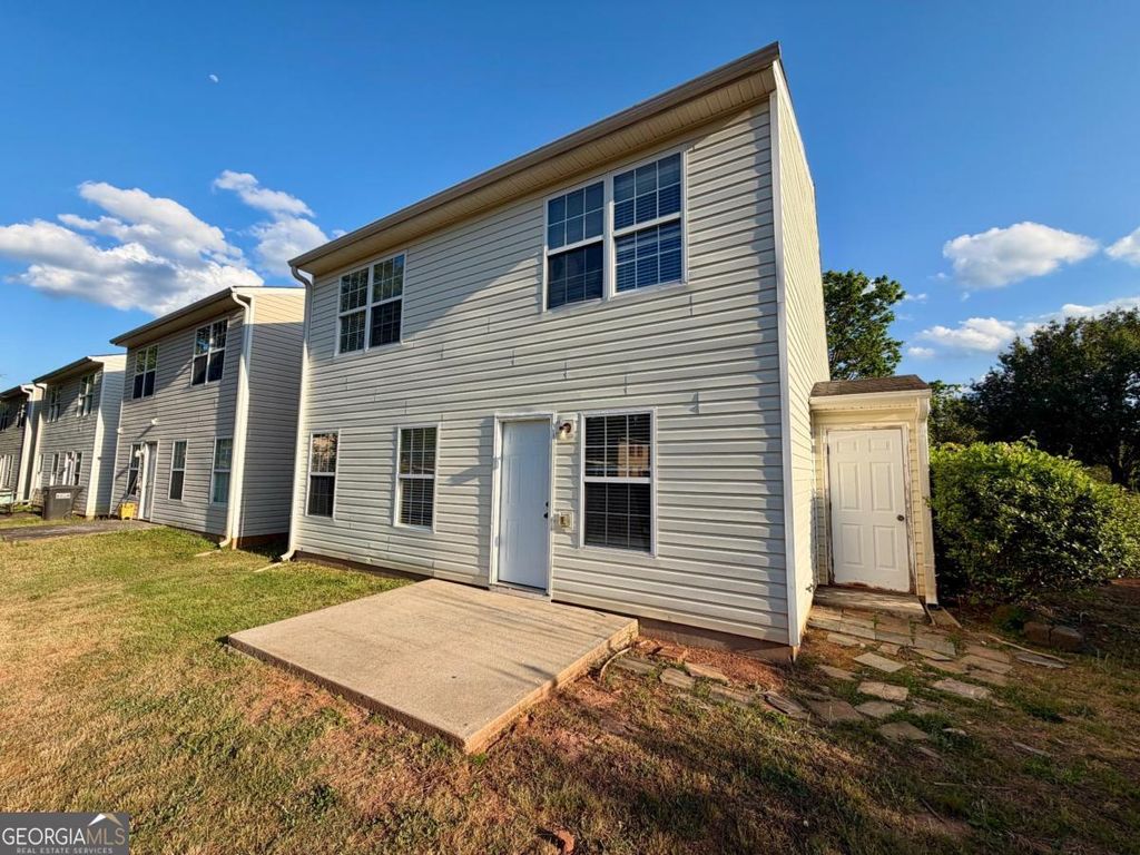 Photo of 15 Lakeside Circle, Covington, GA 30016 (MLS # 10741493)