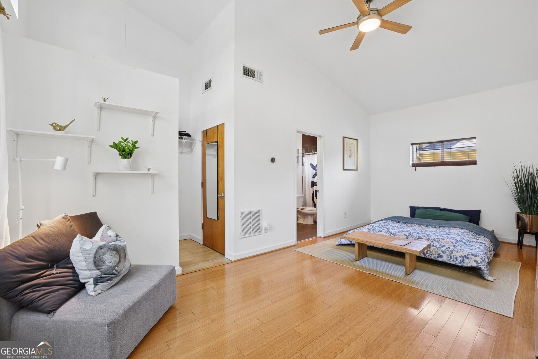 100 Moreland AVE SE J