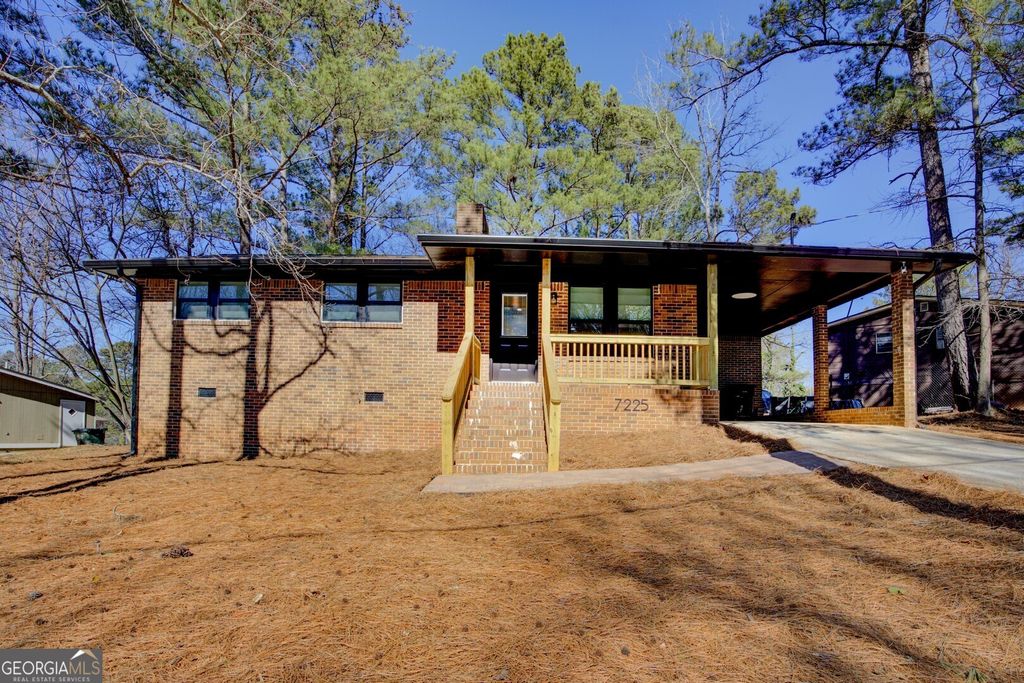 Photo of 7225 Pineneedle Dr, Covington, GA 30014 (MLS # 10770571)