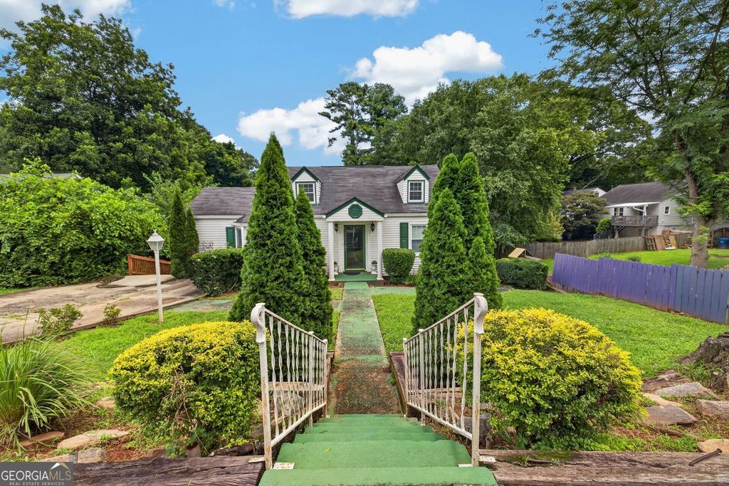 Photo of 488 Maynard Terrace SE, Atlanta, GA 30316 (MLS # 10813833)