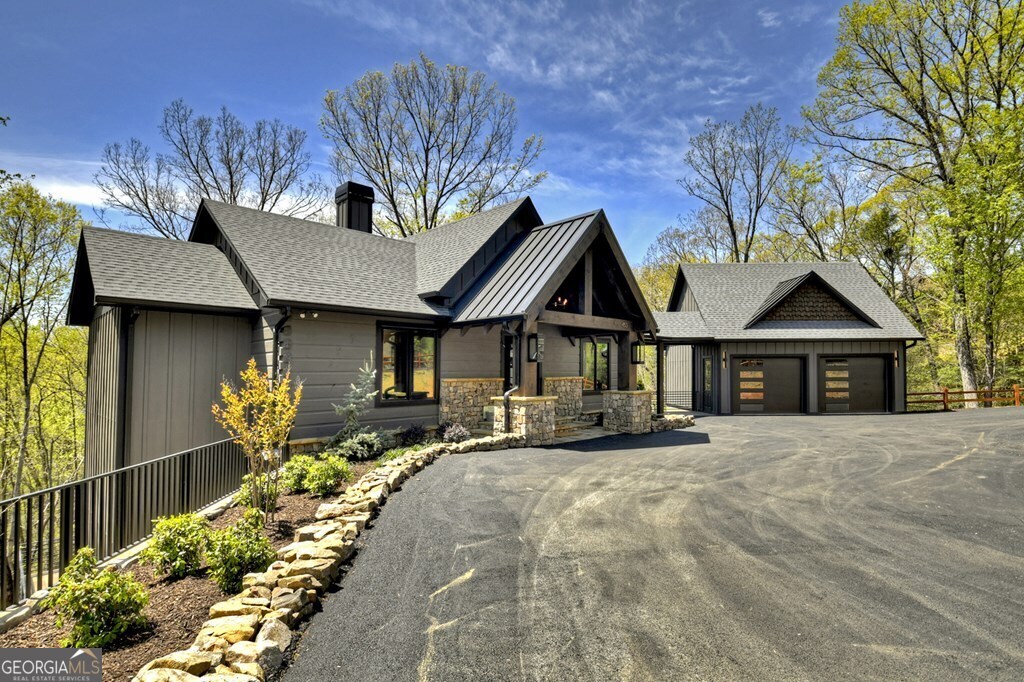 453 Settlers Ridge RD