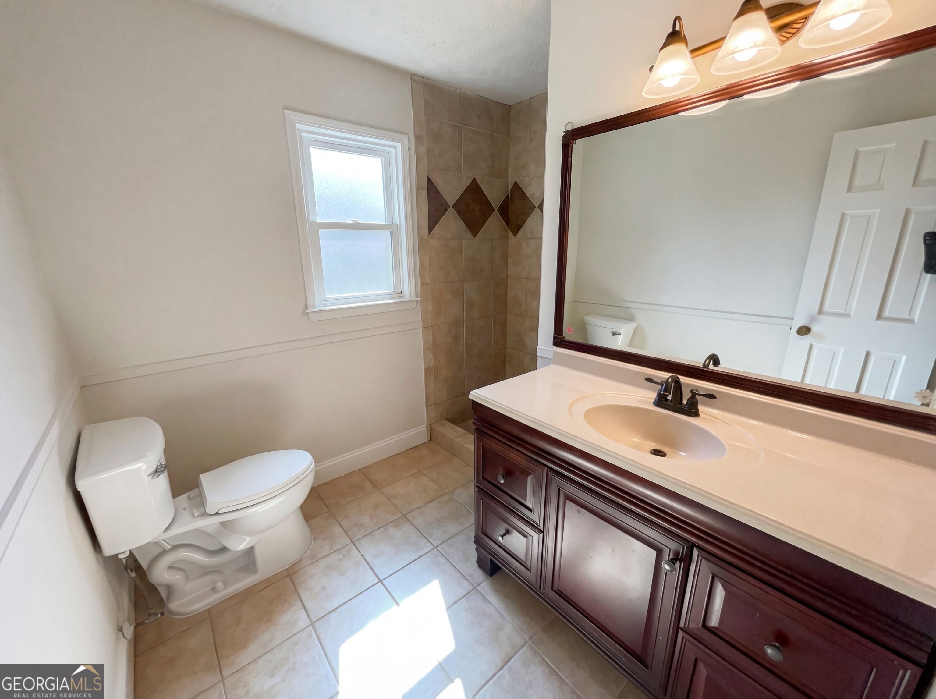 2289 Country Club DR SE