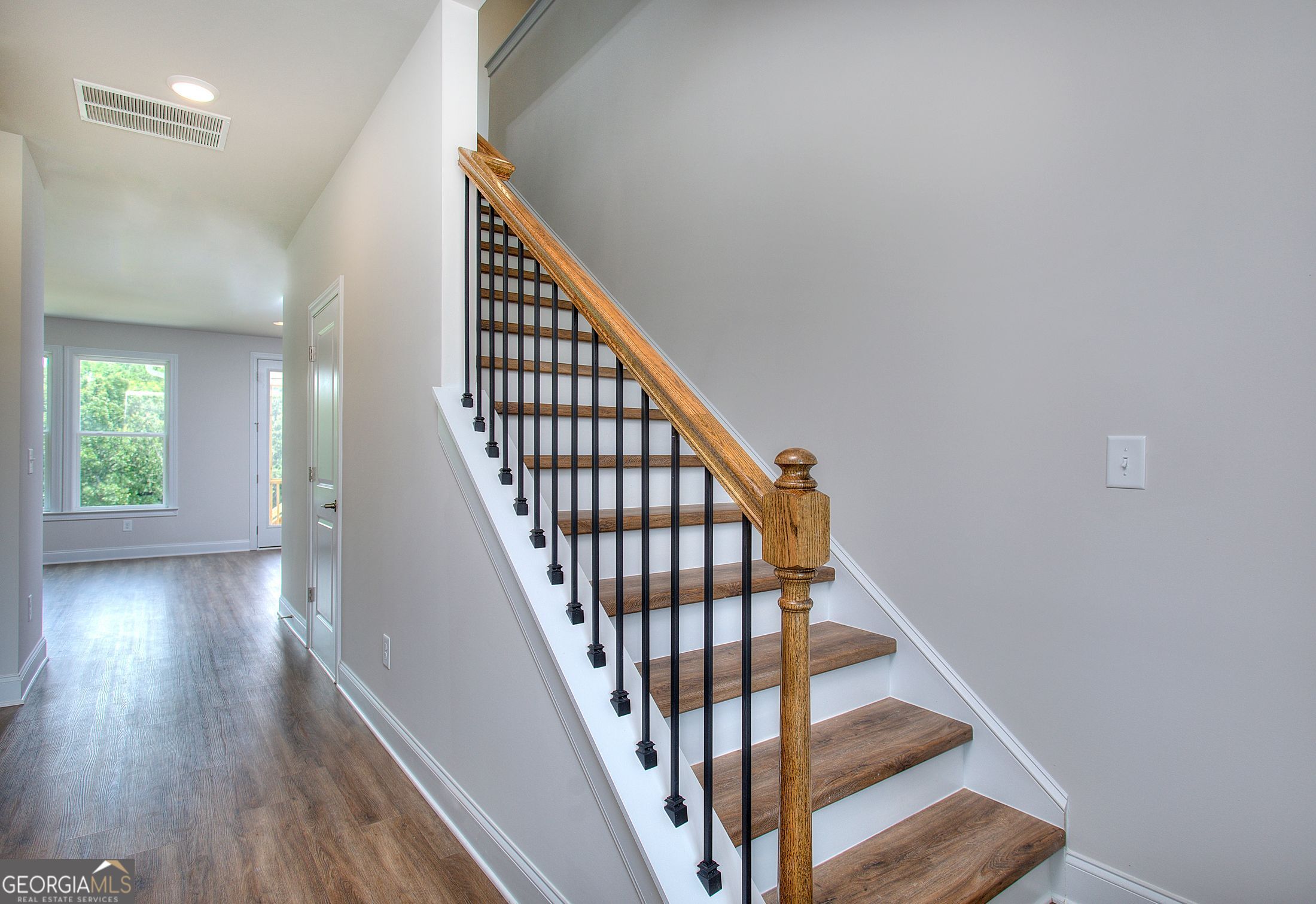 43 Cooper DR 49