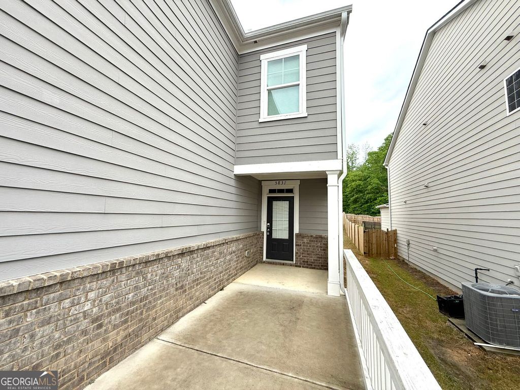 Photo of 5831 Screech Owl Drive, Flowery Branch, GA 30542 (MLS # 10691610)