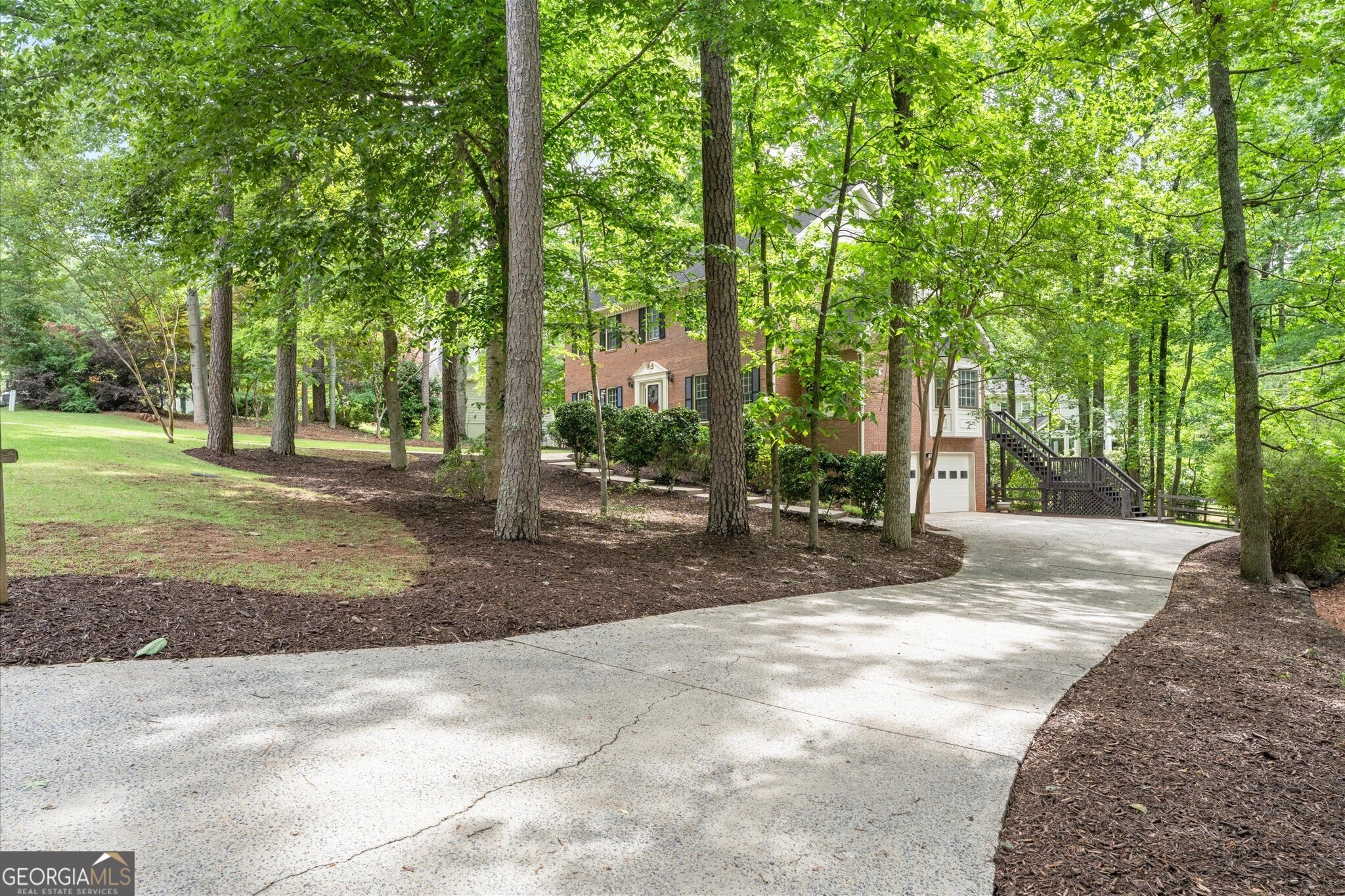 1025 Charlton TRCE SW