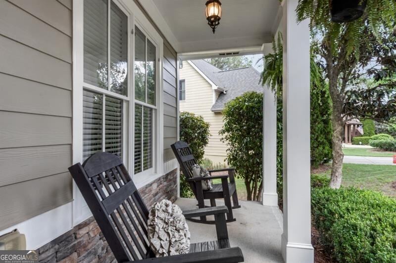 143 Treadstone LN
