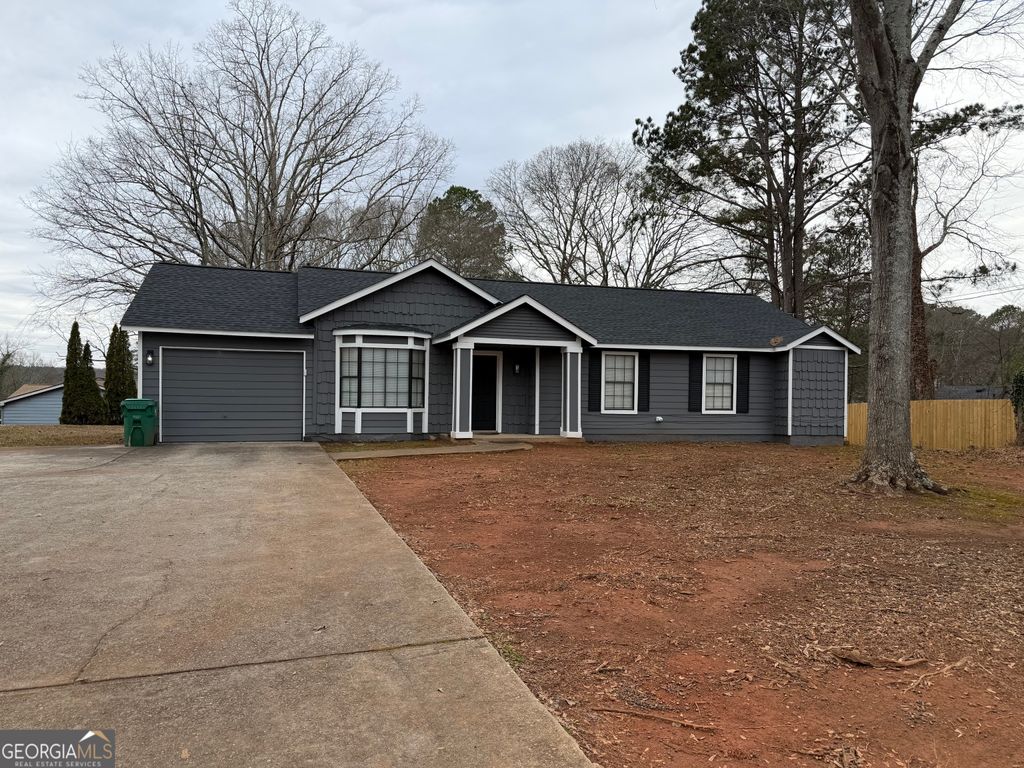 Photo of 3929 Flakes Mill Rd, Decatur, GA 30034 (MLS # 10680599)