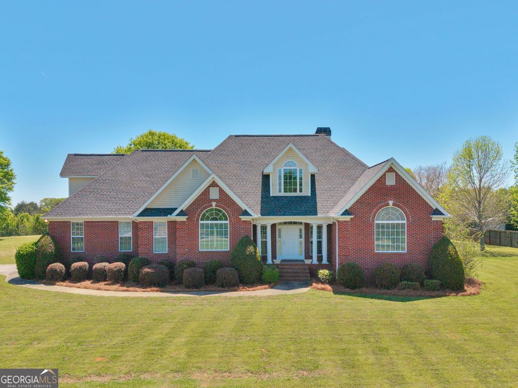 Photo of 741 Moreland Road, Griffin, GA 30224 (MLS # 10728117)