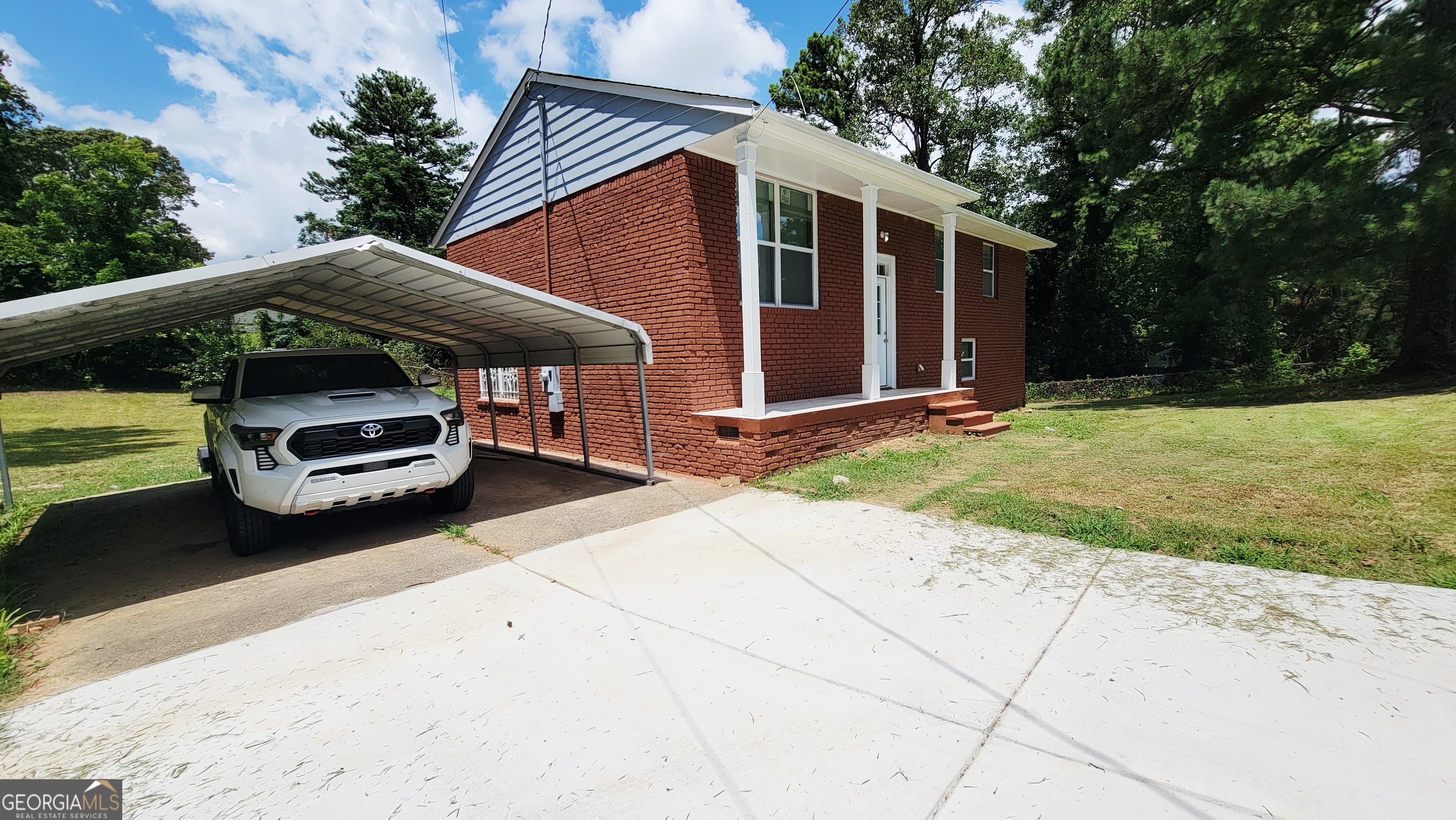 4491 Glade RD