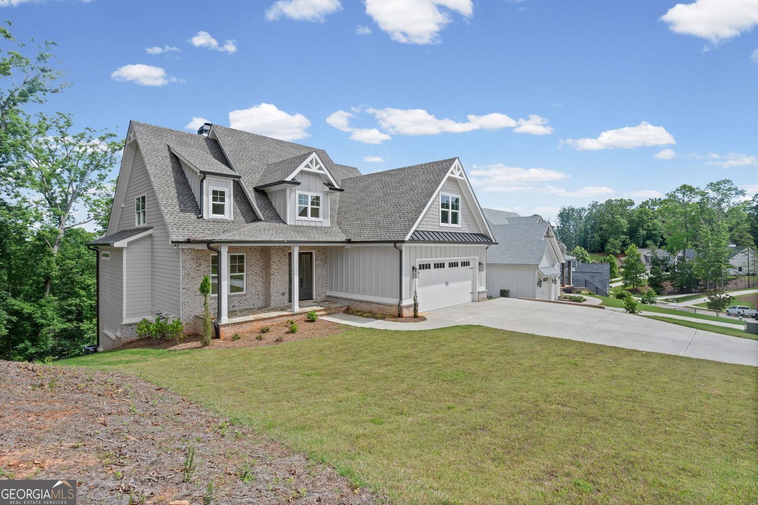 7465 Crestline