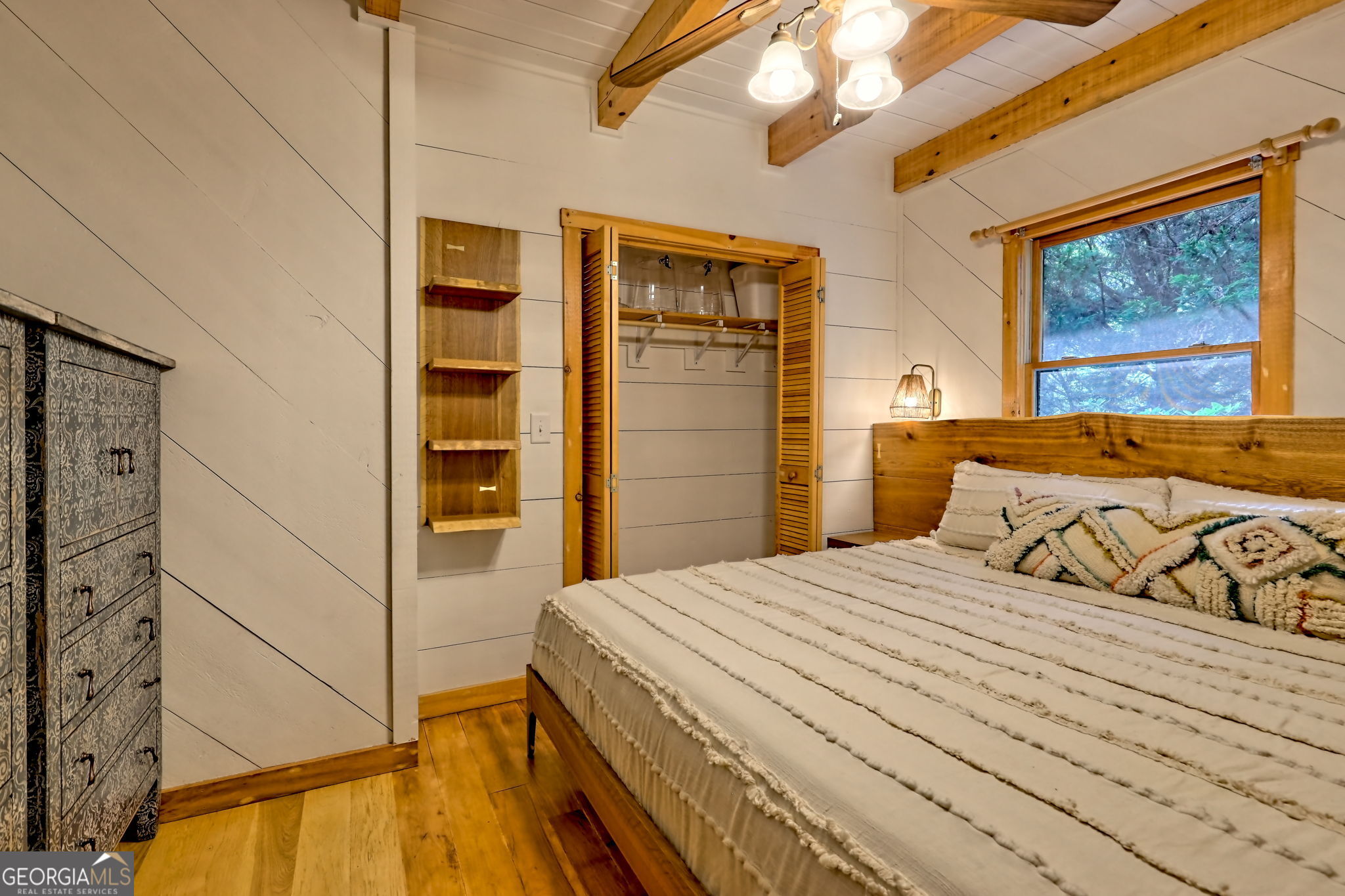 Clayton, Georgia 30525, United States, 2 Bedrooms Bedrooms, ,2 BathroomsBathrooms,Residential,Active,201042