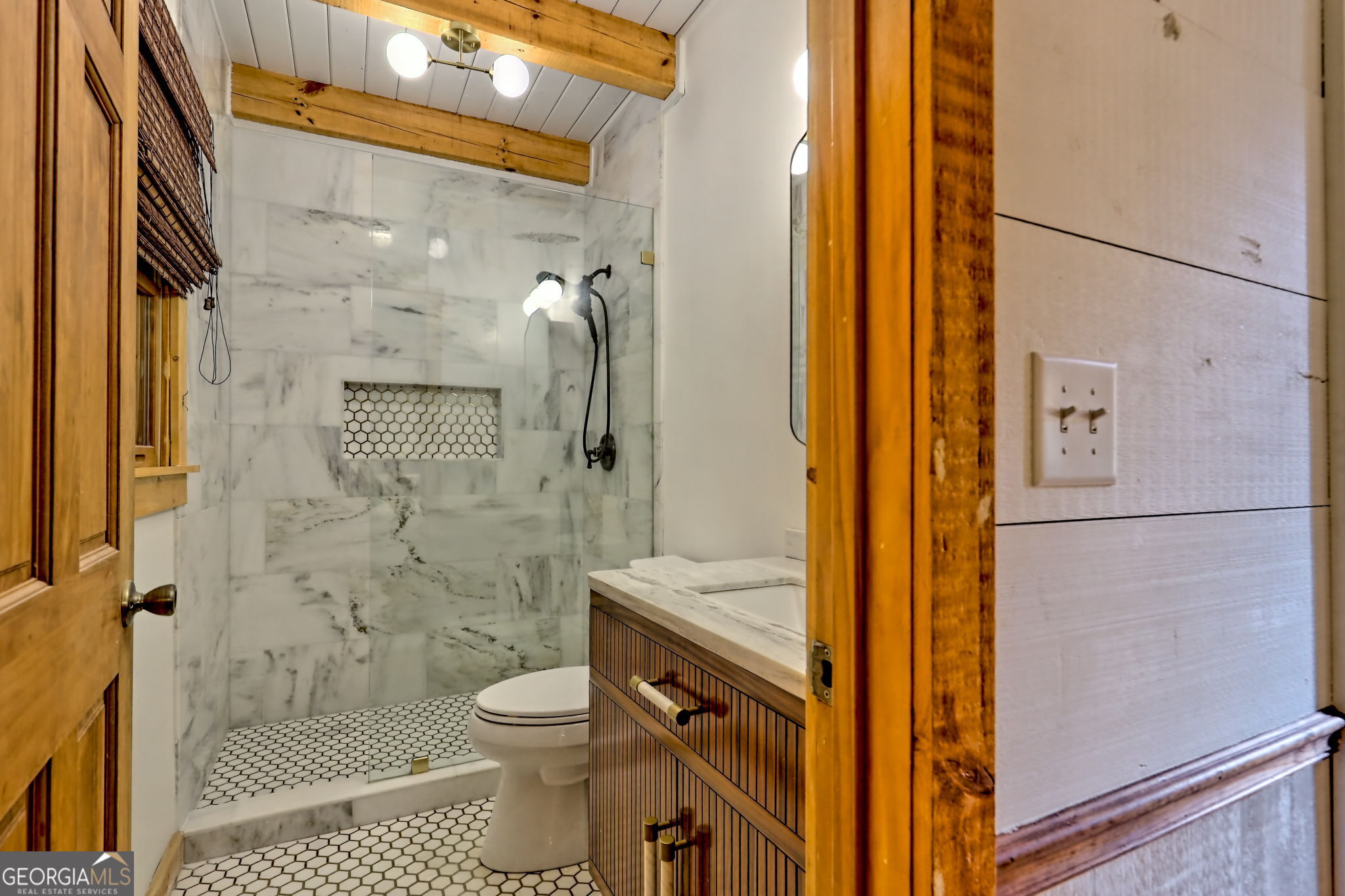 Clayton, Georgia 30525, United States, 2 Bedrooms Bedrooms, ,2 BathroomsBathrooms,Residential,Active,201042