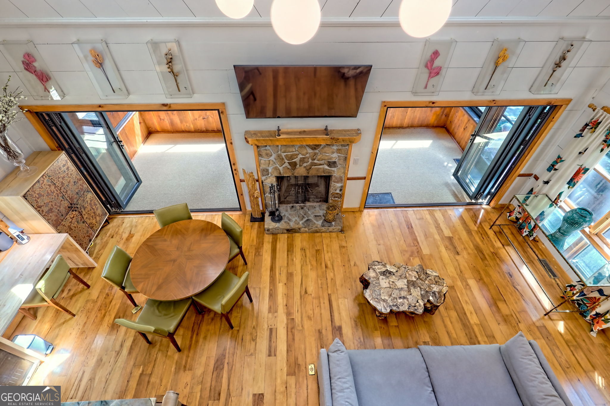 Clayton, Georgia 30525, United States, 2 Bedrooms Bedrooms, ,2 BathroomsBathrooms,Residential,Active,201042