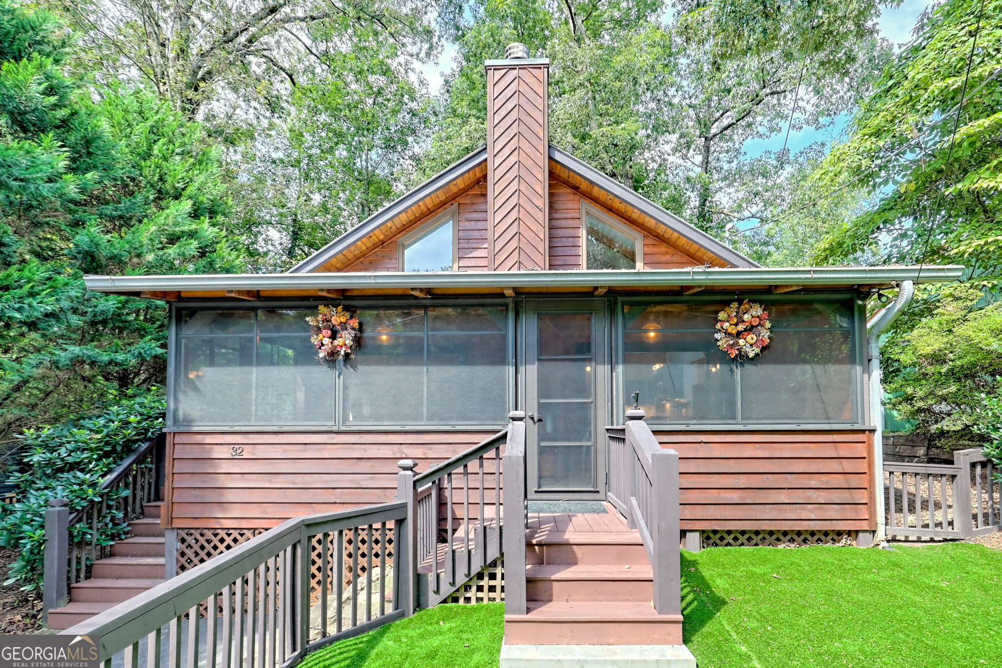 32 Hill Camp LN