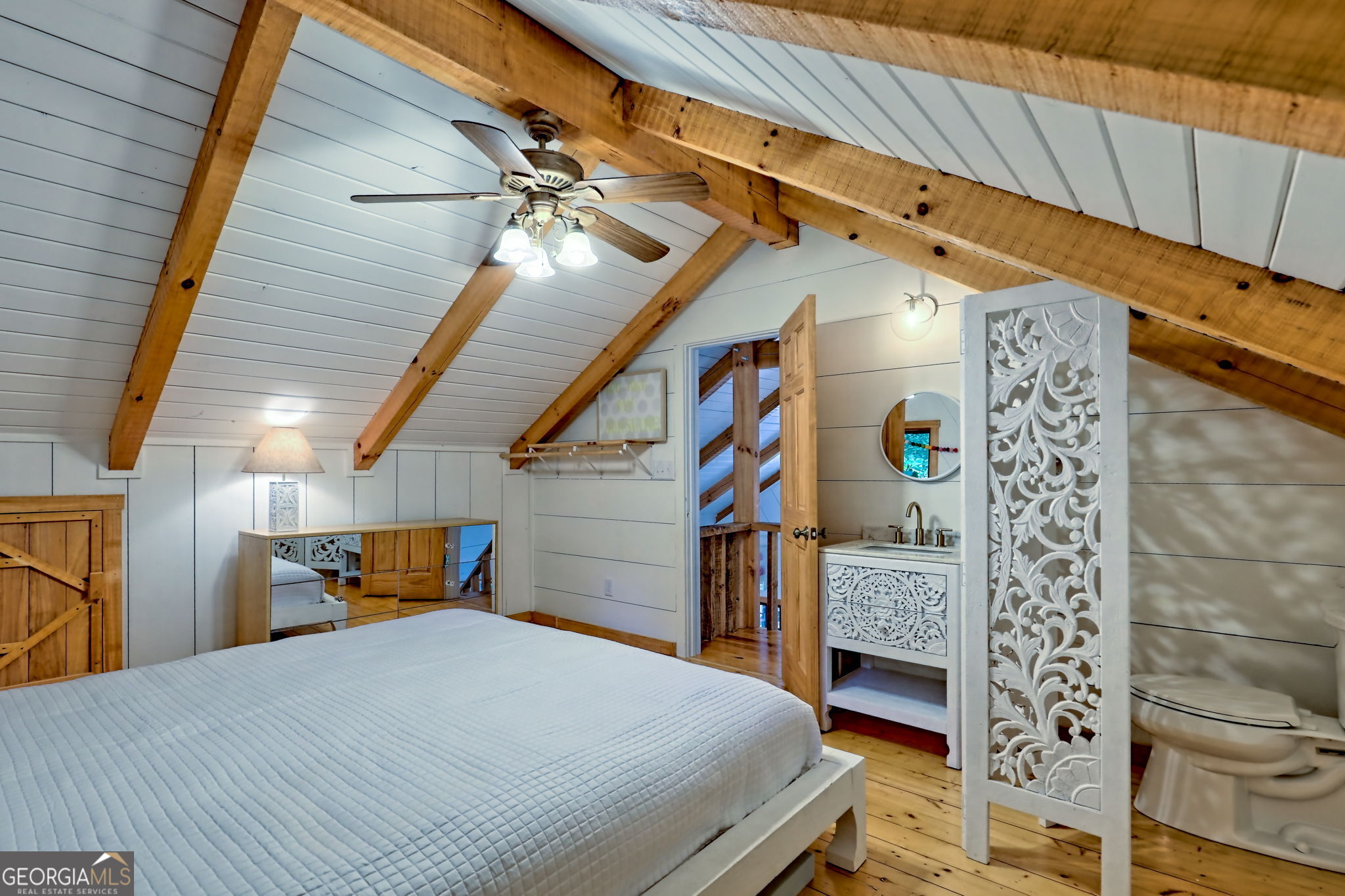 Clayton, Georgia 30525, United States, 2 Bedrooms Bedrooms, ,2 BathroomsBathrooms,Residential,Active,201042