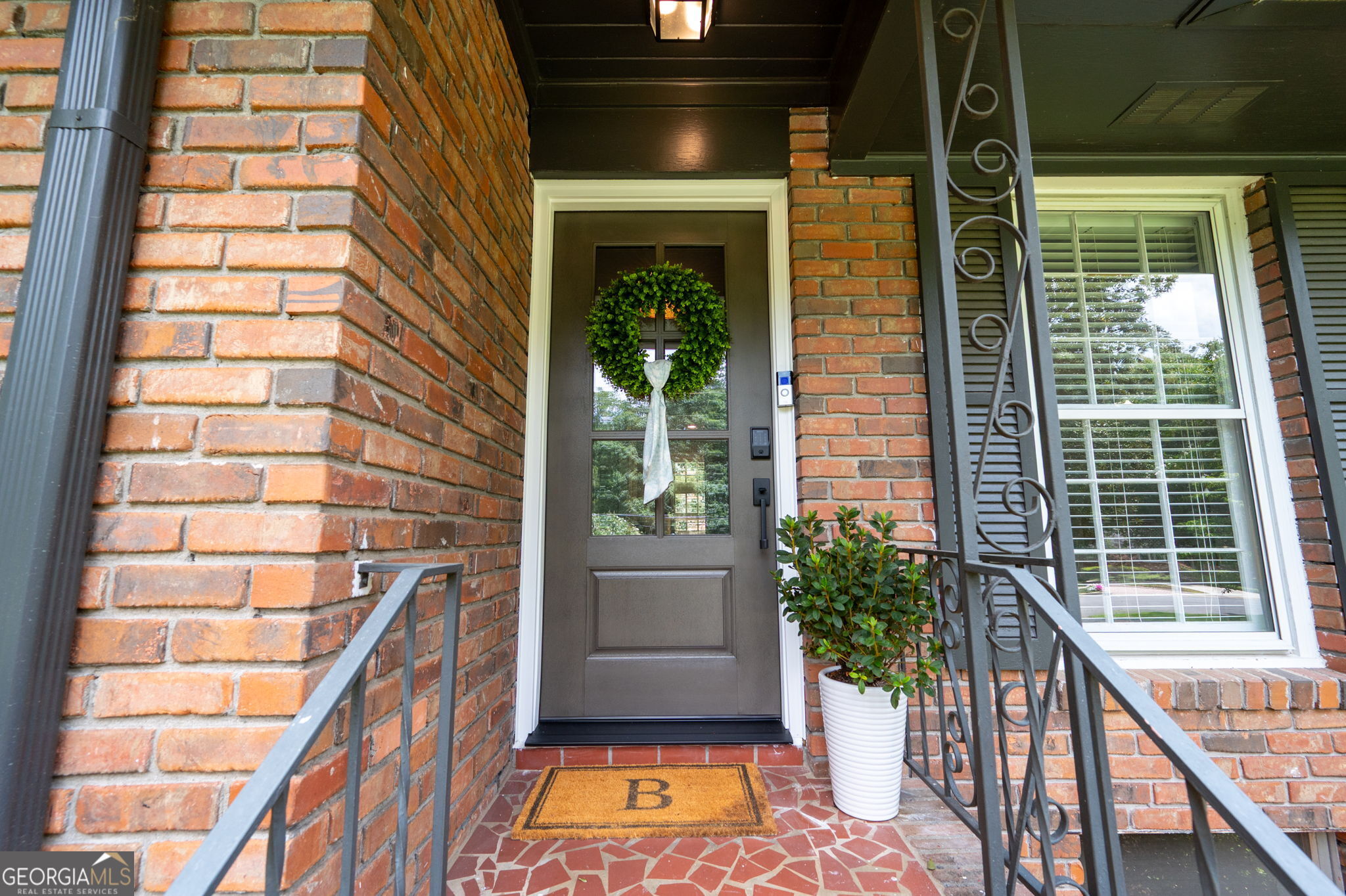 79 Rhodes DR