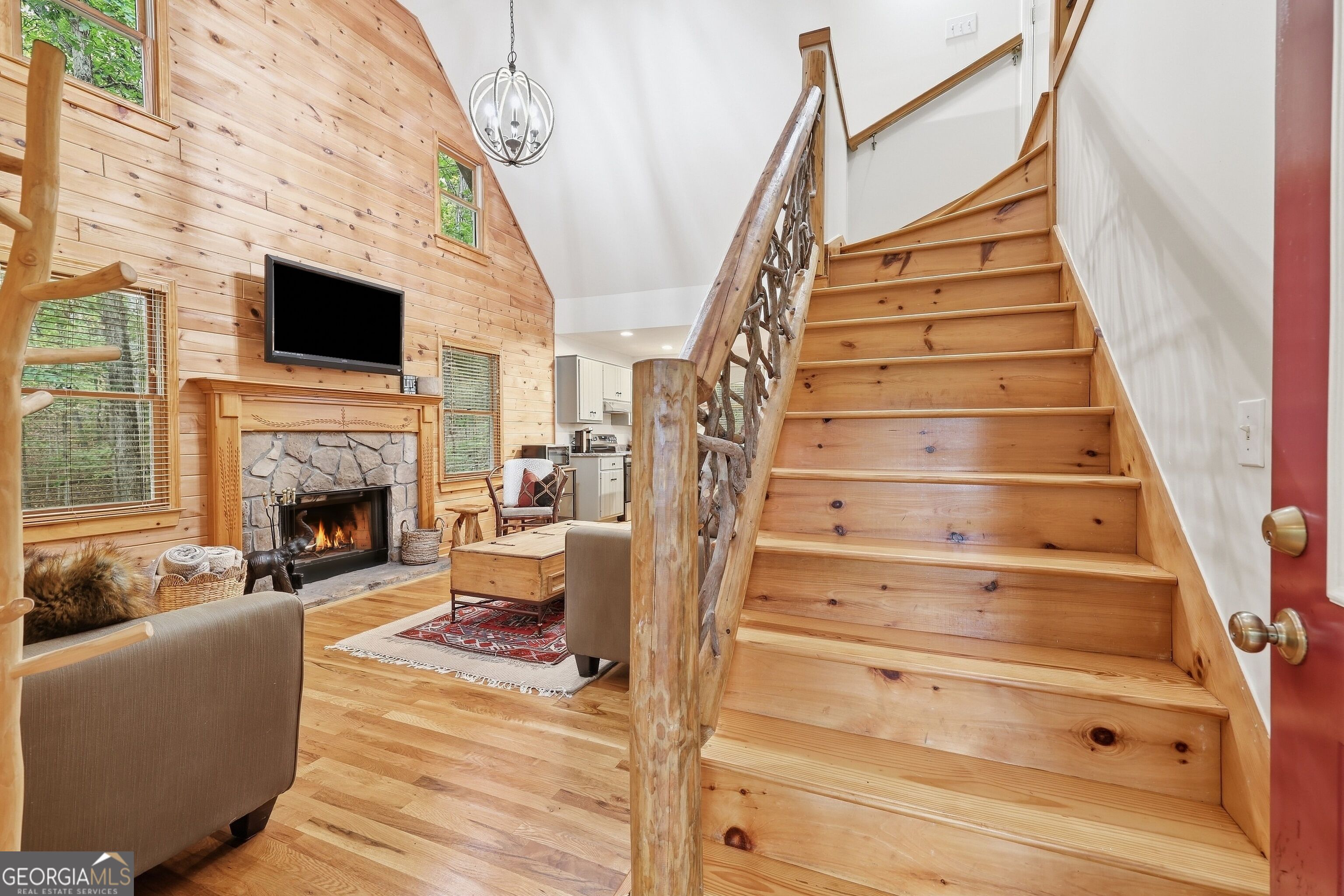 361 Magnolia DR